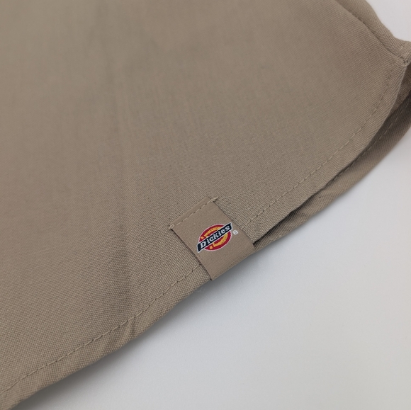 Dickies  Work Shirt Original Fit Women Khaki XL Short Sleeve Button Up - Picture 3 of 3